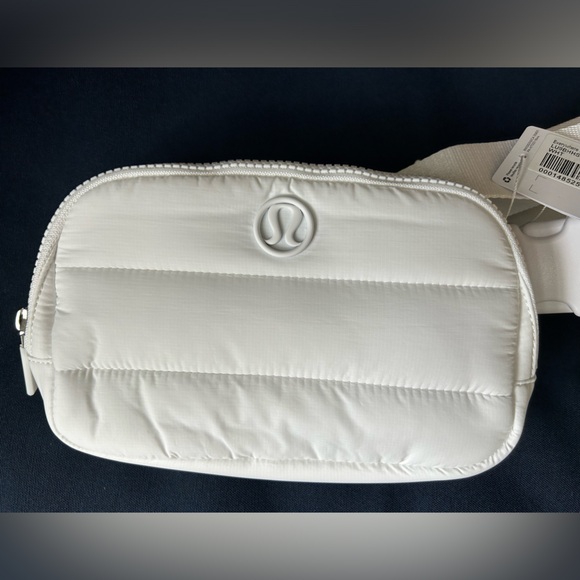 NWT Lululemon Wunder Puff Everywhere Belt Bag | White | 1L - Picture 7 of 9
